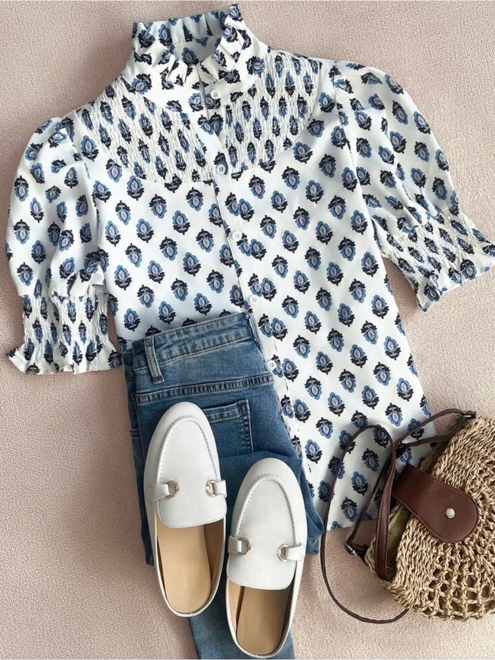 Chic high collar top with Blue Floral Print -new without tags